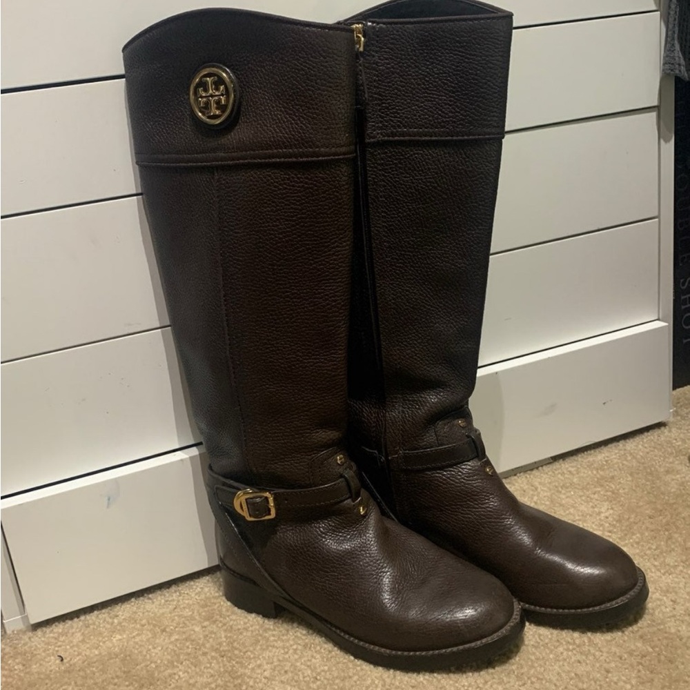 Tory Burch boots size 6